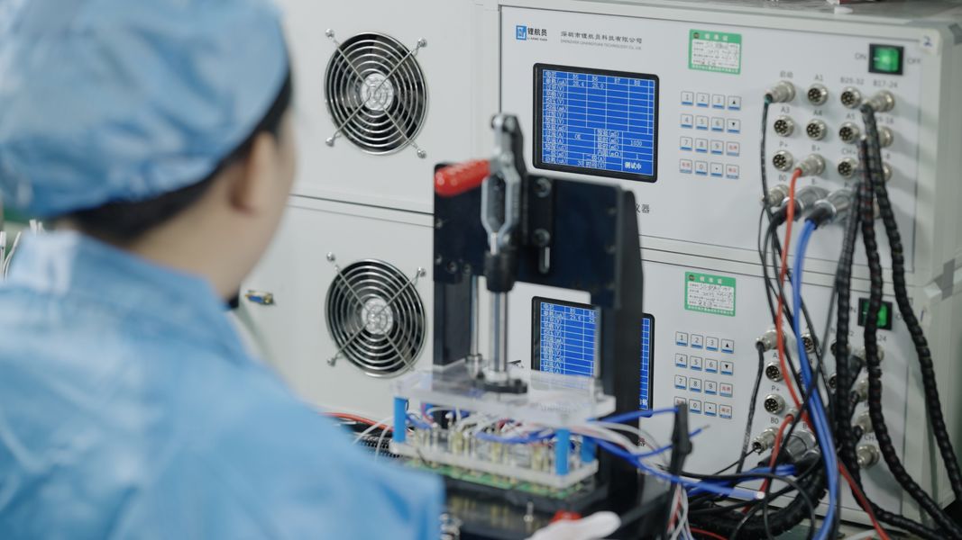 Shenzhen Kinglisheng New Energy Technology Co., Ltd. linha de produção do fabricante